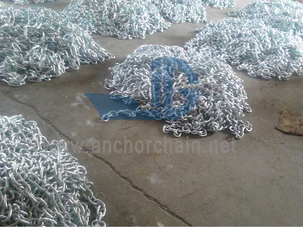 DIN5685A Slabhra Gearr Nasc