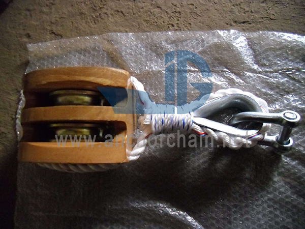 JIS Tightwire Bloc Adhmaid le roth dúbailte