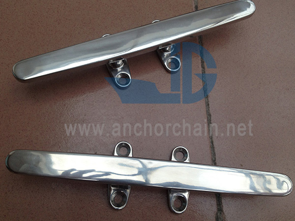 Cleat Scáthchruth Íseal