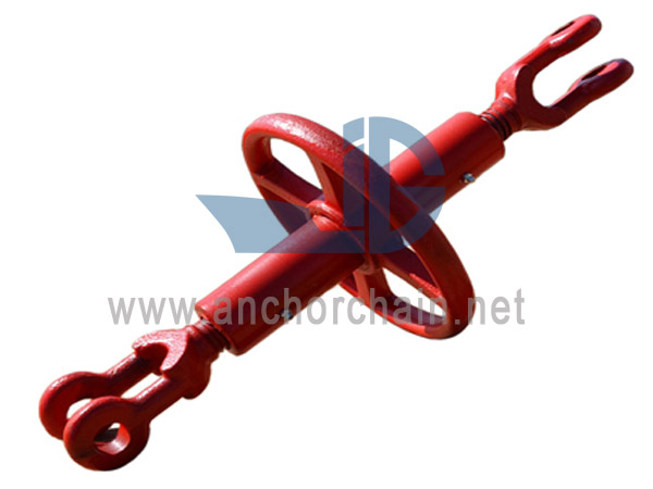 Cluiche Líne Turnbuckles Le Roth