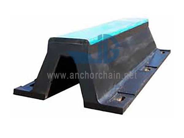 Cineál Arch V Rubber Fender